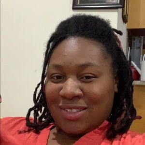 Meet your Posher, Ebony